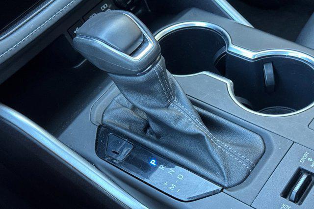 used 2024 Toyota Highlander car, priced at $38,996