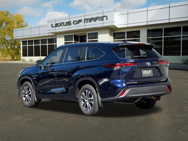 used 2024 Toyota Highlander car, priced at $38,996