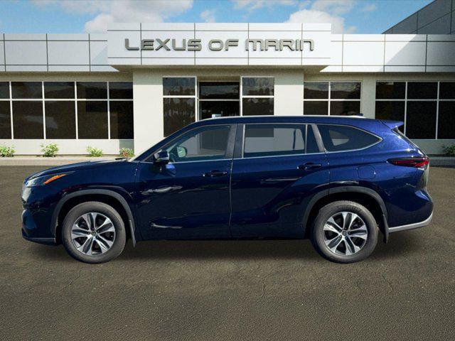 used 2024 Toyota Highlander car, priced at $38,996