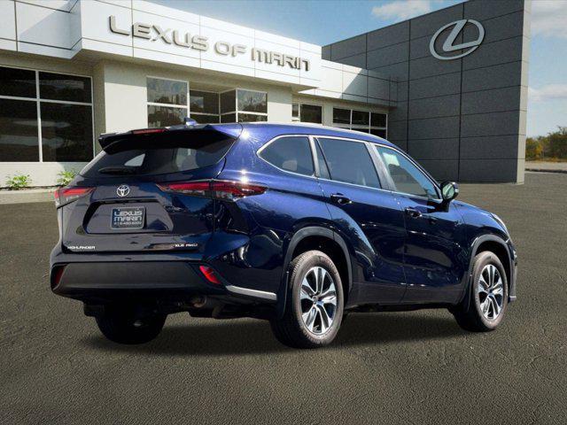 used 2024 Toyota Highlander car, priced at $38,996