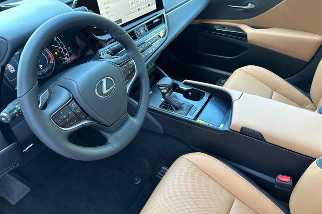 new 2025 Lexus ES 350 car, priced at $49,295