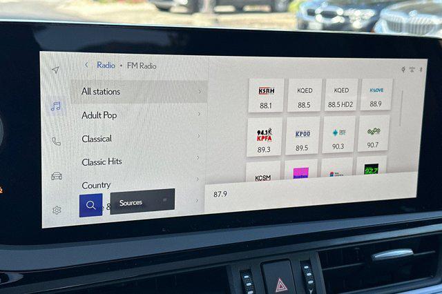 new 2025 Lexus ES 350 car, priced at $49,295