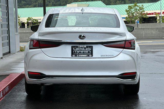 new 2025 Lexus ES 300h car, priced at $48,565