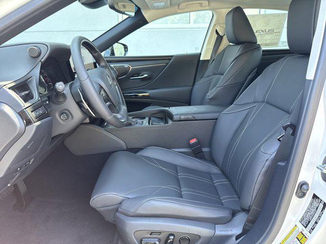 new 2025 Lexus ES 300h car, priced at $53,739