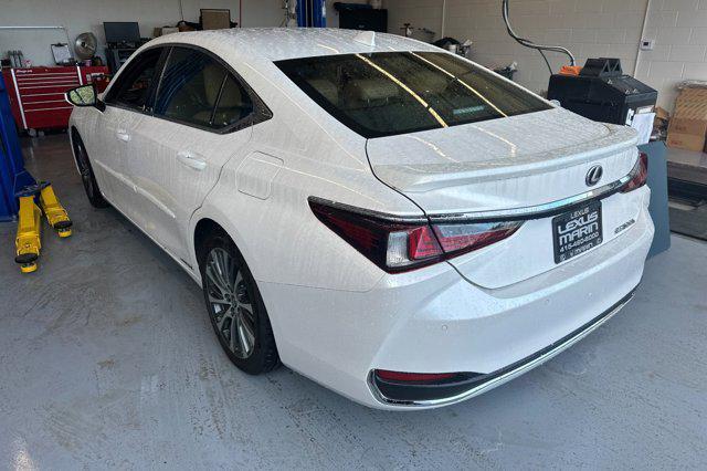 used 2021 Lexus ES 300h car, priced at $28,999