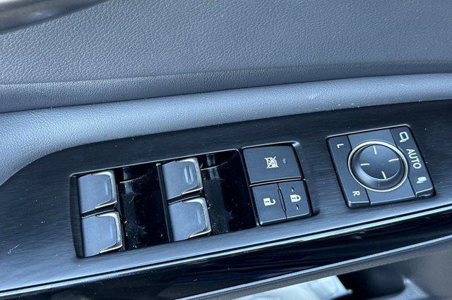 used 2022 Lexus ES 300h car, priced at $35,996