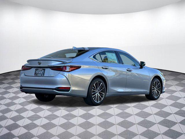 new 2025 Lexus ES 300h car, priced at $49,314