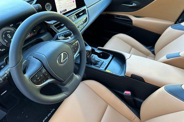 new 2025 Lexus ES 300h car, priced at $49,314