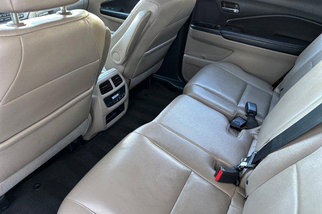 used 2016 Honda Pilot car, priced at $14,498