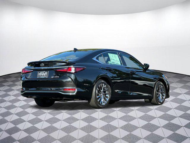 new 2025 Lexus ES 300h car, priced at $52,905