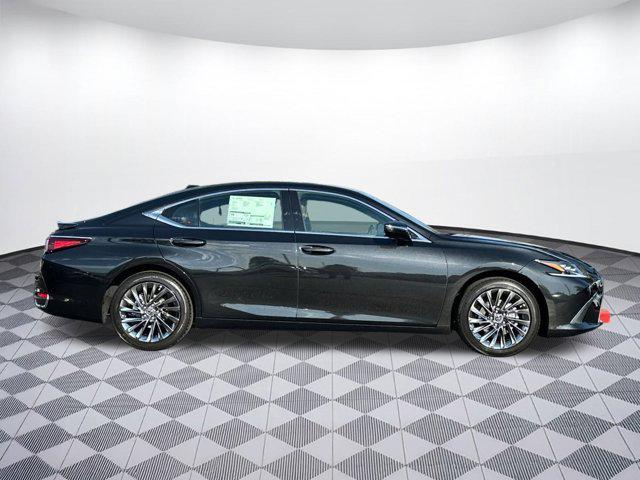 new 2025 Lexus ES 300h car, priced at $52,905