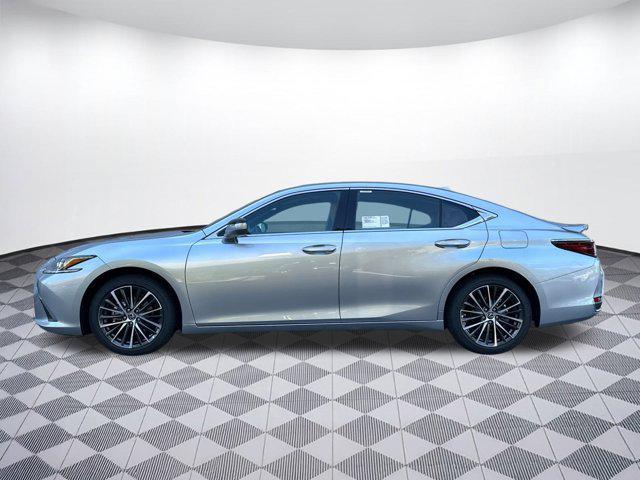 new 2025 Lexus ES 300h car, priced at $47,695