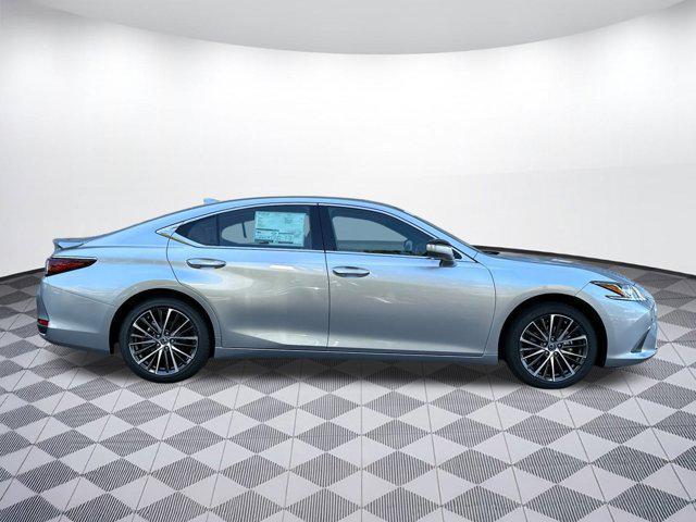 new 2025 Lexus ES 300h car, priced at $47,695