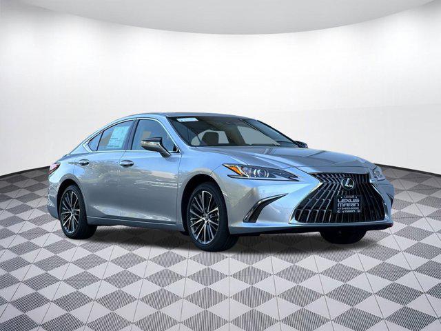 new 2025 Lexus ES 300h car, priced at $47,695