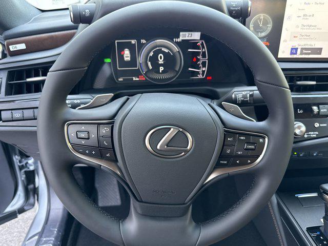 new 2025 Lexus ES 300h car, priced at $47,195