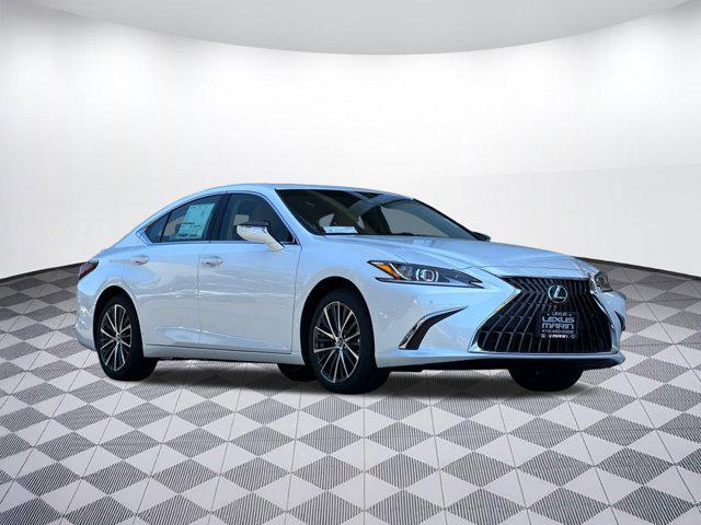 new 2025 Lexus ES 300h car, priced at $47,695
