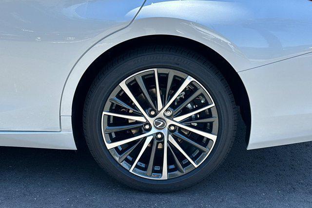 new 2025 Lexus ES 300h car, priced at $47,695
