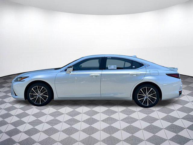 new 2025 Lexus ES 300h car, priced at $47,695
