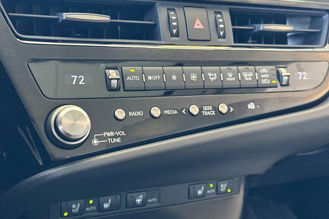 new 2025 Lexus ES 300h car, priced at $47,695