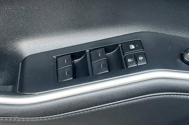 used 2024 Toyota Highlander car, priced at $39,999