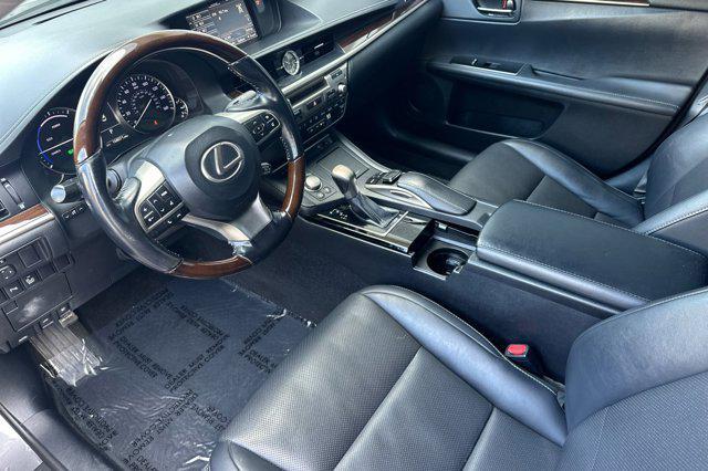 used 2016 Lexus ES 300h car, priced at $14,998
