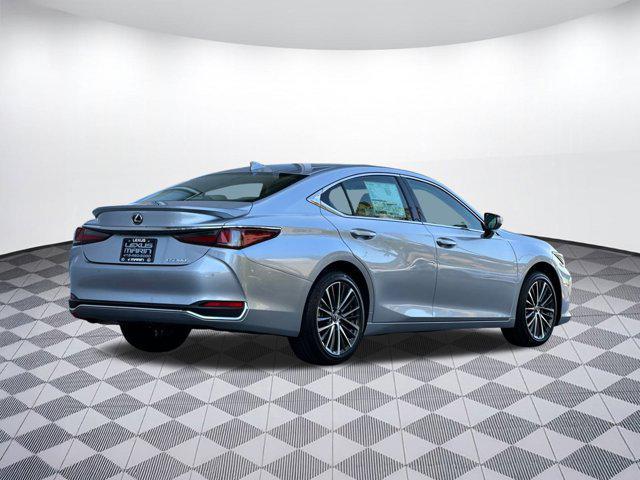 new 2025 Lexus ES 300h car, priced at $48,444