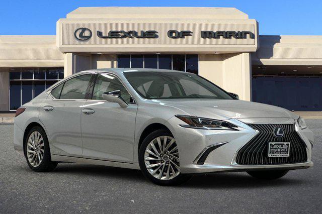 used 2021 Lexus ES 300h car, priced at $38,999