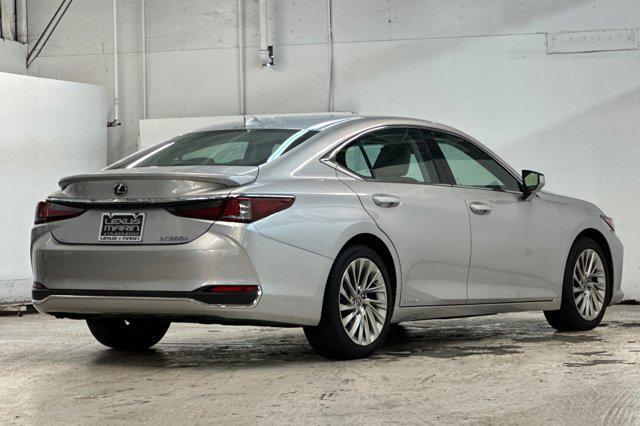 used 2021 Lexus ES 300h car, priced at $38,999