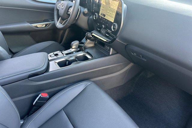 new 2025 Lexus NX 250 car, priced at $44,169