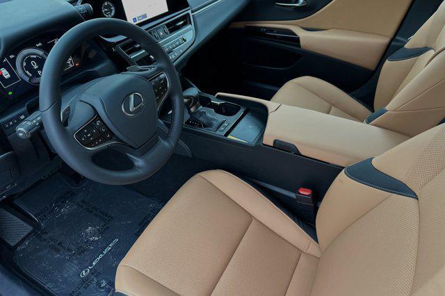 new 2025 Lexus ES 300h car, priced at $47,901