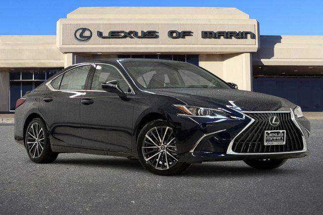 new 2025 Lexus ES 300h car, priced at $47,901