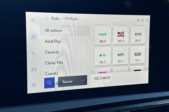 new 2025 Lexus ES 300h car, priced at $49,314