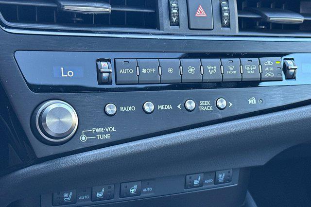 new 2025 Lexus ES 300h car, priced at $49,314