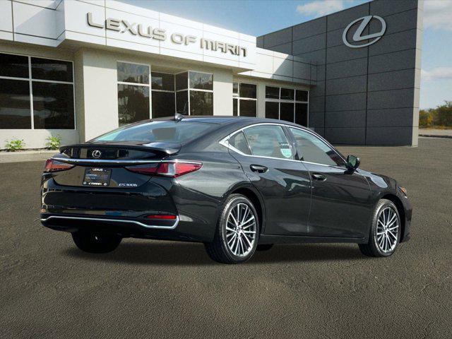 used 2025 Lexus ES 300h car, priced at $43,498