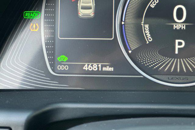 used 2025 Lexus ES 300h car, priced at $43,498