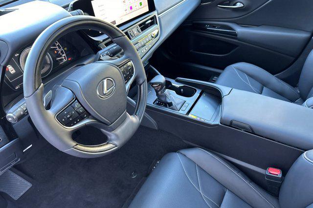new 2025 Lexus ES 300h car, priced at $57,958