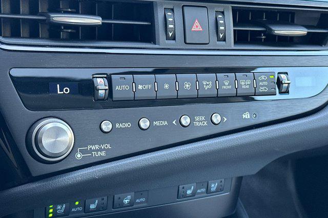 new 2025 Lexus ES 300h car, priced at $46,370