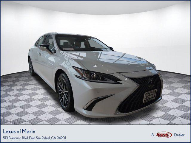 new 2025 Lexus ES 300h car, priced at $46,370