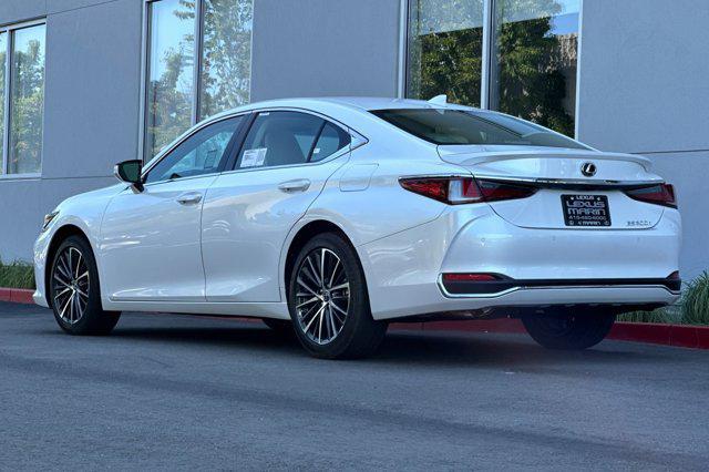 new 2025 Lexus ES 300h car, priced at $46,370