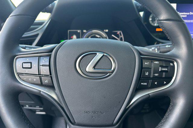used 2025 Lexus ES 300h car, priced at $44,998
