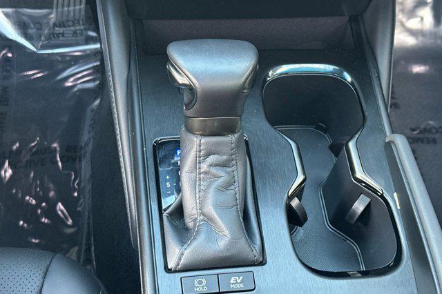 used 2025 Lexus ES 300h car, priced at $44,998