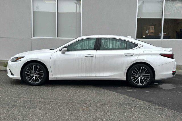 used 2024 Lexus ES 300h car, priced at $43,496