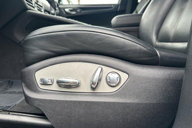 used 2020 Porsche Macan car, priced at $33,999