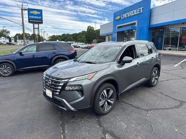 used 2024 Nissan Rogue car, priced at $32,900