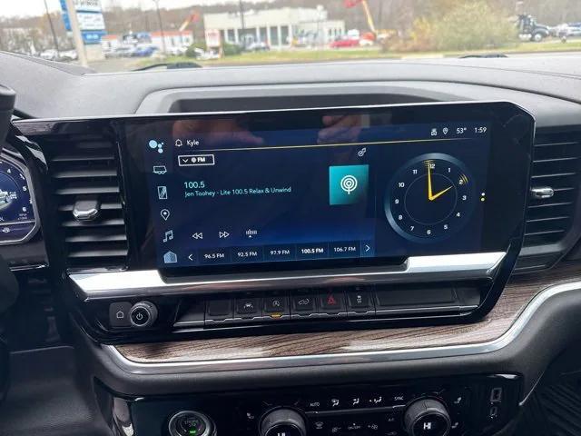 used 2022 Chevrolet Silverado 1500 car, priced at $35,326