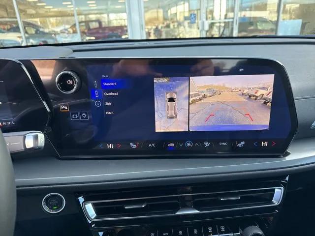 new 2026 Chevrolet Traverse car, priced at $42,345