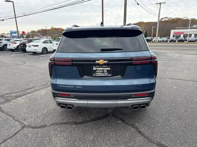used 2025 Chevrolet Traverse car, priced at $36,595