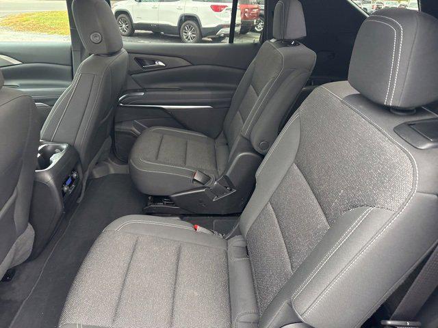used 2025 Chevrolet Traverse car, priced at $36,595