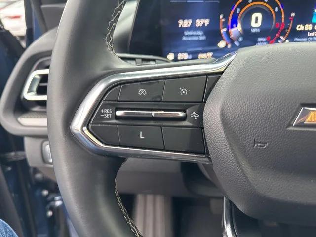 used 2025 Chevrolet Traverse car, priced at $36,595