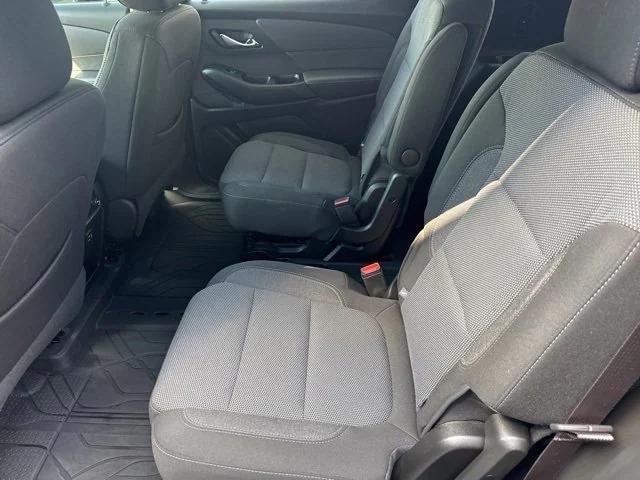 used 2023 Chevrolet Traverse car, priced at $28,499